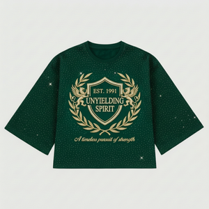 T-shirt Crop Unyielding Spirit pour homme, coupe oversize, manches courtes, imprimé doré, en jersey de coton vert, col rond, décontracté - Product Image 1