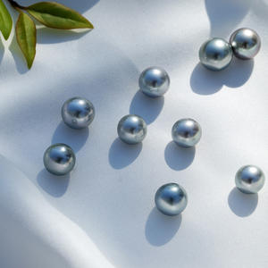 ต่างหูมุกเทาแพลตตินัมน้ำทะเลตาฮิติขนาด 9-11 มม. พร้อมเครื่องประดับมุกน้ำทะเลที่หรูหราและระยิบระยับ - Product Image 1