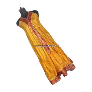 Nuevo Saree / Sari / Shari, Ropa India y Pakistaní, Compra en Línea Directamente del Fabricante de Ropa Femenina, Sari Indio de Seda - Product Image 3