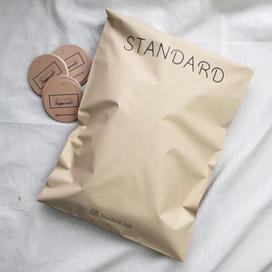 Sac en plastique PE en gros d'usine sac de scellage de vêtements auto-adhésif à prix inférieur pour l'emballage de chaussettes et de chaussures - Product Image 4