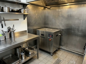 Elegante Máquina Industrial para Desechar Alimentos de 25 kg, Sistema de Compostaje de Residuos Alimenticios, Triturador Comercial de Desechos de Alimentos para Cafetería - Product Image 5