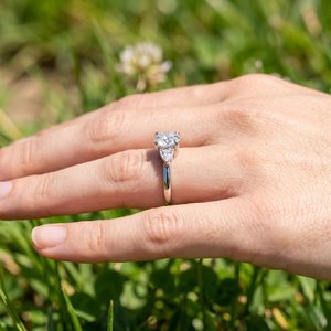 Bague en argent 925 avec moissanite brillante pour femme, style hip-hop, sertie de griffes, élégante, étincelante, bijoux fins, cadeau tendance - Product Image 2