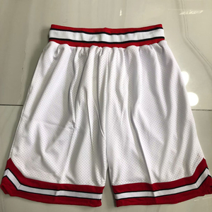 Shorts de basketball personnalisables pour femmes, séchage rapide, design en maille sublimée noire - Product Image 4