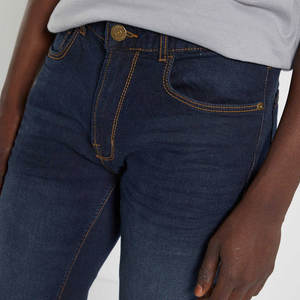 Pantalon en jean tissé uni à jambe droite moderne pour homme, couleurs personnalisables, coupe décontractée, respirant, été/hiver, délavage vintage - Product Image 4