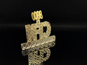 Pendentif en alliage plaqué or avec diamants de style Miami personnalisé - Product Image 3