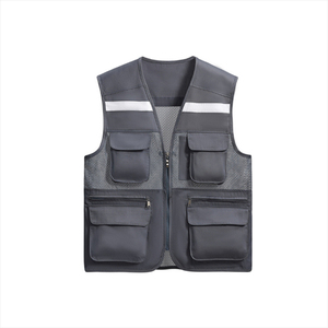 Chaleco de seguridad reflectante unisex de malla de poliéster con múltiples bolsillos para trabajo y uso al aire libre - Product Image 1
