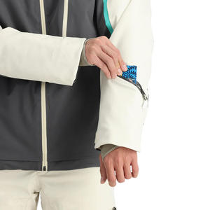 Veste de ski pour homme de haute qualité, personnalisée par OEM, confortable, à coque rigide avec fermeture éclair, pour le snowboard et le ski - Product Image 2