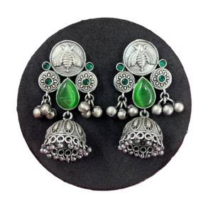 Pendientes Jhumka Indios de Latón Oxidado con Engaste de Campana Verde Plateada, Piedra de Pera Monalisa, Regalo de Boda Vintage para Ella - Product Image 1