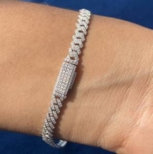 High Quality 925 Sterling Silver Iced out <b>Cuban</b> <b>Link</b> Minimalist Round Cut Moissanite Diamonds <b>Bracelet</b> for <b>Men</b> - Product Image 4