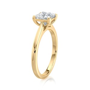 Anillo de Compromiso con Diamante Cultivado en Laboratorio de 2.15 Quilates, Corte Princesa, Oro Amarillo, Solitario, Joyería Personalizada al por Mayor OEM - Product Image 2