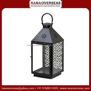 Lanterne décorative en métal avec panneaux de verre parfaite pour les mariages, la décoration festive et l'éclairage d'ambiance au prix de gros - Product Image 3