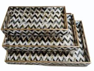 Ensemble de plateaux à thé en bois élégants de qualité supérieure - Grands/Petits plateaux rectangulaires de service avec finition émaillée, faits à la main, durables et multifonctionnels - Product Image 3