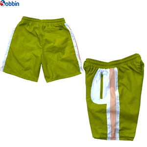 Conjunto Deportivo Unisex de Verano Personalizado para Hombre, Chaqueta Cortavientos con Bloques de Color y Parches de Poliéster y Nailon, Chaqueta con Cierre y Pantalones Cortos - Product Image 2