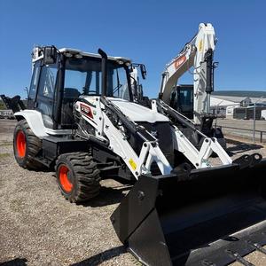 รถตักล้อยางบ็อบแคท B760 ที่เชื่อถือได้ ออกแบบมาเพื่อประสิทธิภาพ ความปลอดภัย และความสะดวกสบายของผู้ใช้งานในสภาพแวดล้อมที่ต้องการความทนทานสูง - Product Image 1