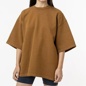 Camiseta de Mujer con Cuello en V, Corte Holgado, Bajo Curvo, 100% Algodón y Spandex, Ecológica, Transpirable, con Logotipo Personalizado, Gran Venta - Product Image 2