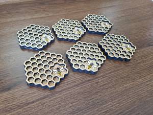 <b>Bee</b> Theme Honeycomb Coaster For Aesthetic Table Arrangement And <b>Gift</b> Option For Housewarming Or Festive Occasions From India - Product Image 4