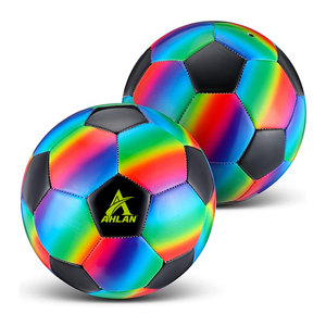 Balón de fútbol ligero cosido a máquina para un control suave y un rendimiento confiable en el campo - Product Image 1