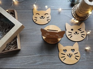 ชุดจานรองแก้วไม้ลายหน้าแมว ดีไซน์น่ารักสำหรับใช้ในบ้าน ห้องครัว สำนักงาน โต๊ะอาหาร ใช้สำหรับกาแฟ ชา เครื่องดื่ม เหมาะสำหรับเป็นของขวัญ - Product Image 6