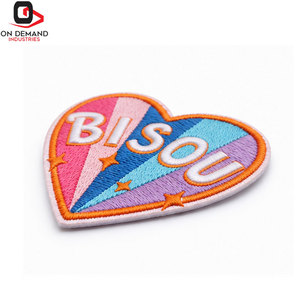 Écussons Vintage Premium Personnalisés Brodés à Coudre Tissés 3D Rétro pour Décoration de Vêtements, Collections Streetwear, Sacs et Chapeaux - Product Image 6