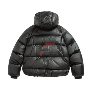 Veste matelassée épaisse en duvet de nylon pour homme, personnalisable avec logo, fabrication en usine, qualité supérieure, chaude et rembourrée. - Product Image 6
