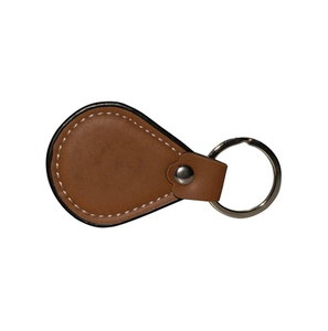 Porte-clés en cuir noir promotionnel, vente directe usine, porte-clés personnalisé en forme d'écusson, offre spéciale - Product Image 1