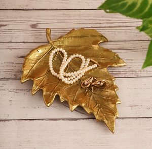 Nuevo Plato Organizador de Joyas con Forma de Hoja Dorada Vintage para Uso en Tiendas, Plato de Latón con Forma de Hoja - Product Image 1