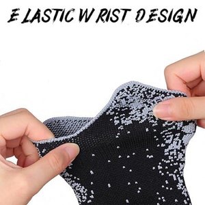 Gants personnalisés de qualité supérieure, paume avant en latex allemand 4 mm, dos imprimé par sublimation et impression silicone, rouleau négatif. - Product Image 5