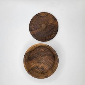 Pot à sel en bois naturel, boîte de rangement élégante pour la cuisine avec couvercle, pour le stockage des assaisonnements et l'organisation du comptoir - Product Image 1