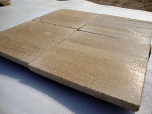 Dalles et carreaux en pierre naturelle de grès doré ITA durables pour l'architecture de style patrimonial - Product Image 3