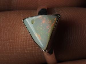 แหวนโอปอลออสเตรเลียธรรมชาติขัดเงาแบบหยาบ ตัวเรือนเงิน ประดับพลอย ดีไซน์คลาสสิก เหมาะสำหรับงานปาร์ตี้ งานแต่งงาน ของขวัญสำหรับเธอ สินค้ามาใหม่ - Product Image 3