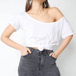เสื้อยืดคอกลมผ้าฝ้ายใยไผ่คุณภาพสูง แห้งเร็ว ระบายอากาศดี เป็นมิตรกับสิ่งแวดล้อม สไตล์ลำลอง แขนสั้นปักลายพองๆ สำหรับผู้หญิง ใส่ได้ในช่วงฤดูร้อน - Product Image 3