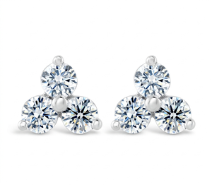 Pendientes de tuerca de oro amarillo de 22 quilates con tres diamantes cultivados en laboratorio, corte brillante redondo CVD, modernos para fiestas de aniversario - Product Image 1