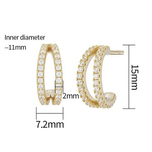 Boucles d'oreilles Huggie en or 14K pavé de diamants de laboratoire 0,70 ct, demi-cerceau minimaliste parallèle en argent, certifiées IGI, pour femme, idéales pour les soirées - Product Image 5
