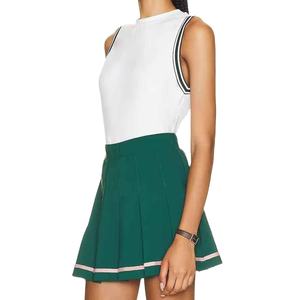 Uniforme de tenis profesional para mujer, con falda, top y pantalones cortos, de secado rápido, tela suave, para entrenamiento y rendimiento en cancha. - Product Image 3