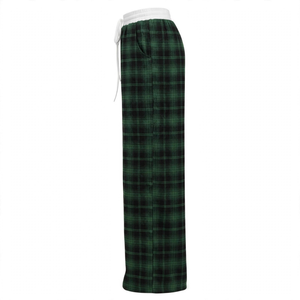 Pantalon de détente large en flanelle à carreaux vert et noir pour femme, avec taille haute élastique, cordon de serrage et poches latérales, idéal pour la détente ou comme vêtement de nuit décontracté - Product Image 3