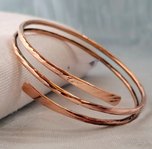 Pulsera de Cobre Sólido de Alta Resistencia con Acabado Pulido Liso, Doble Capa, Diseño de Espiral y Extremo Ajustable - Product Image 5