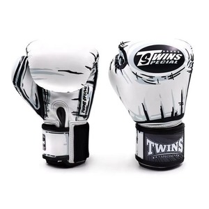 Gants de boxe sur mesure OEM pour jumeaux, en cuir, avec fermeture auto-agrippante et sangles de poignet réglables, pour l'entraînement des adultes. - Product Image 1