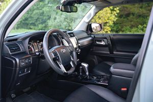 OFFRE JUSTE 2021 4RUUNNER TRD PRO - Product Image 4