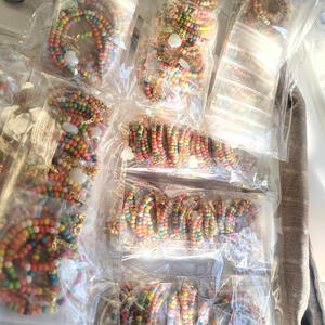 Collier croix ailes d'ange haut de gamme pour femme, best-seller en Europe, design luxueux avec pendentif tendance en zircon - Product Image 4