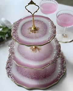 Décoration de gâteau au design nouveau, support à gâteau de mariage personnalisé, meilleur prix, base ronde en résine de luxe pour support à gâteau rond. - Product Image 4