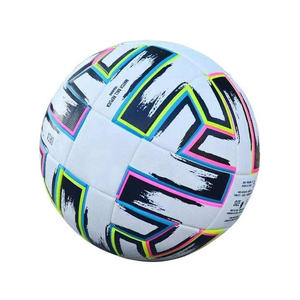 ลูกฟุตบอลสีขาวดำ PU พิมพ์ลายแบบ Sublimation สำหรับเล่นกีฬาทุกฤดู ใช้ฝึกซ้อมกลางแจ้ง - Product Image 5