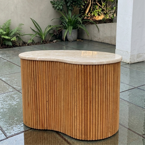 Table basse d'extérieur en teck de qualité supérieure, table gigogne de luxe en marbre, table en pierre à base cannelée moderne pour hôtels et complexes hôteliers (vente en gros) - Product Image 2