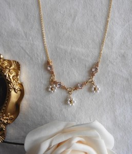 Colgante de Plata 925 con Flor de Margarita Blanca y Perla, Estilo Vintage, con Piedra Natural, Elegante Collar Nupcial, Regalo Ren Faire para Mujer - Product Image 4