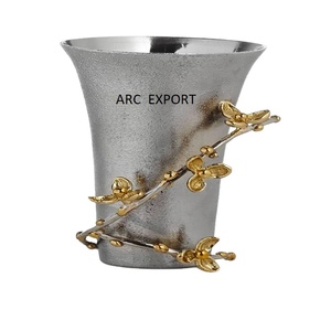 Florero Último diseñador Plata Aluminio Fundido Único Metal Estándar Hoja de alambre Decoración de mesa Diseño Suministros modernos - Product Image 1