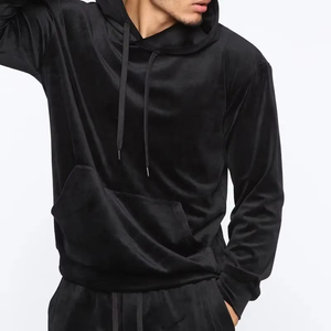 Conjunto Deportivo de 2 Piezas para Hombre, Diseño Nuevo, Logotipo Bordado, Pantalones Anchos con Ribete en Contraste, Tela de Velour, Estilo Urbano - Product Image 5