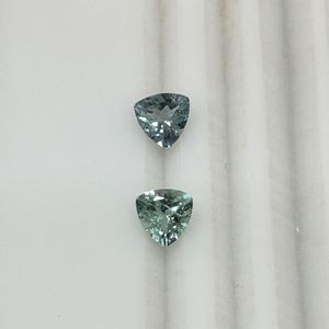 Turmalina Verde Menta Natural Exótica, Corte Trillón, Par de 2 Quilates Calibrados, Grado AAAA, Madagascar, Joyería Fina, Gema Suelta - Product Image 3
