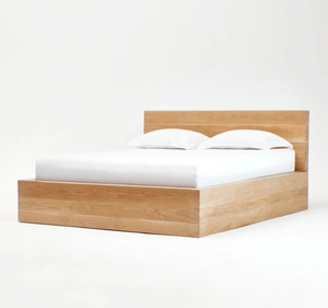 Base de Cama Minimalista de Madera de Teca Sólida, Tapizada con Tela Ecológica, Perfil Bajo, Estilo Escandinavo Moderno para Dormitorio - Product Image 1