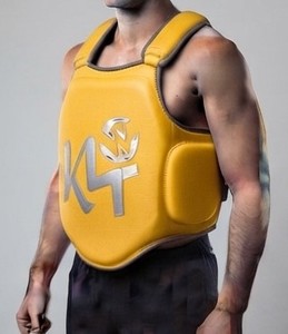 Protège-poitrine unisexe adulte KLTW INT'L pour Muay Thai et Taekwondo, personnalisable avec logo, en cuir PC/PVC durable, toutes couleurs - Product Image 6