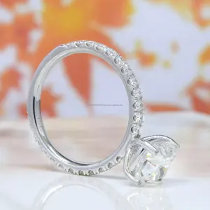 Radiant Lab Grown Bague de fiançailles/mariage en diamant de 1.00 ct pour femme 14K Gold Vintage Style IGI Certified Classic Parties - Product Image 3