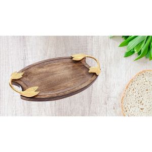 Plateau en bois traditionnel pour servir des plats festifs, au design classique et une touche décorative - Product Image 6
